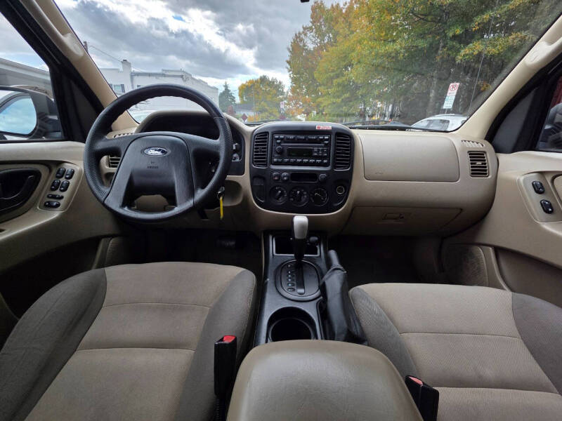 2006 Ford Escape XLS