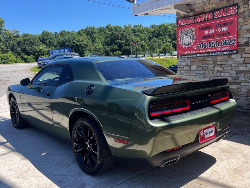 2018 Dodge Challenger SXT Plus
