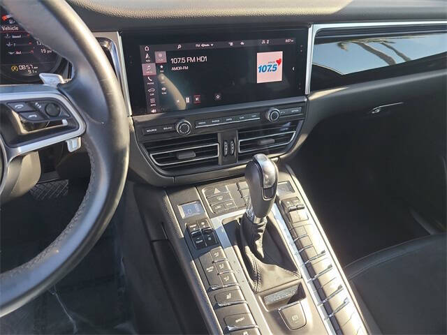 2021 Porsche Macan S