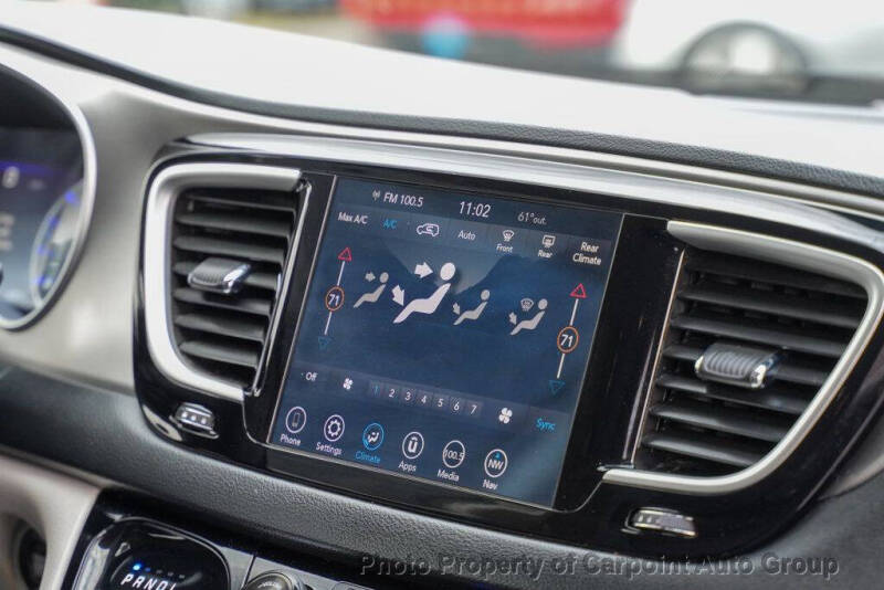 2020 Chrysler Pacifica Touring