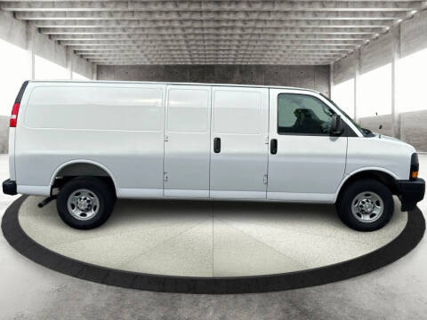 2025 Chevrolet Express 2500