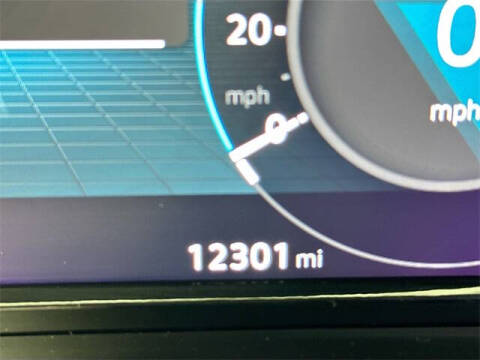 2024 Volkswagen Atlas Cross Sport SE 4Motion