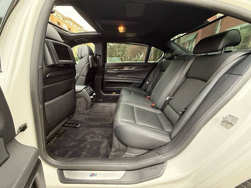 2011 BMW 7 Series 740Li