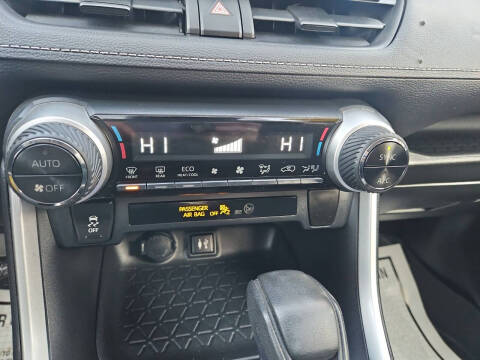 2019 Toyota RAV4 Hybrid LE