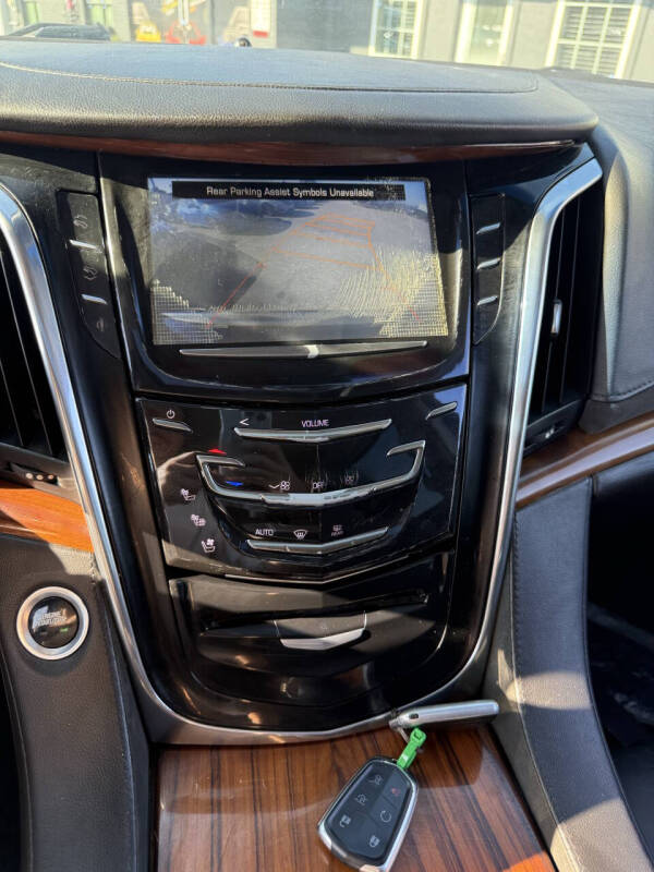 2015 Cadillac Escalade ESV Premium