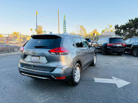 2019 Nissan Rogue S