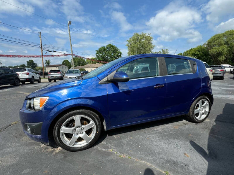 2013 Chevrolet Sonic LTZ photo 3