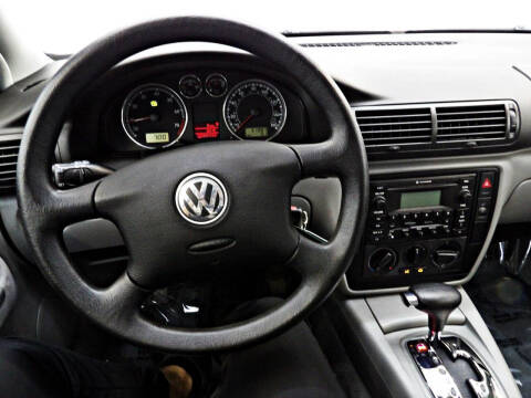 2003 Volkswagen Passat GL