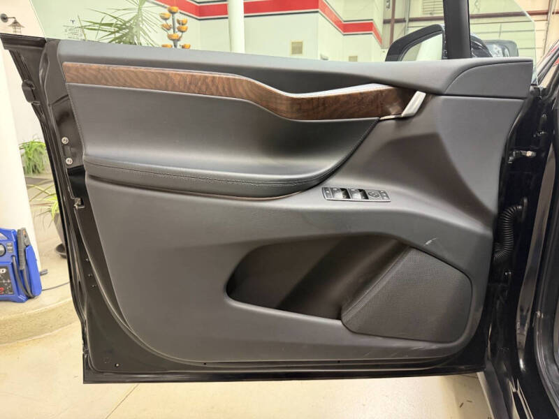 2020 Tesla Model X