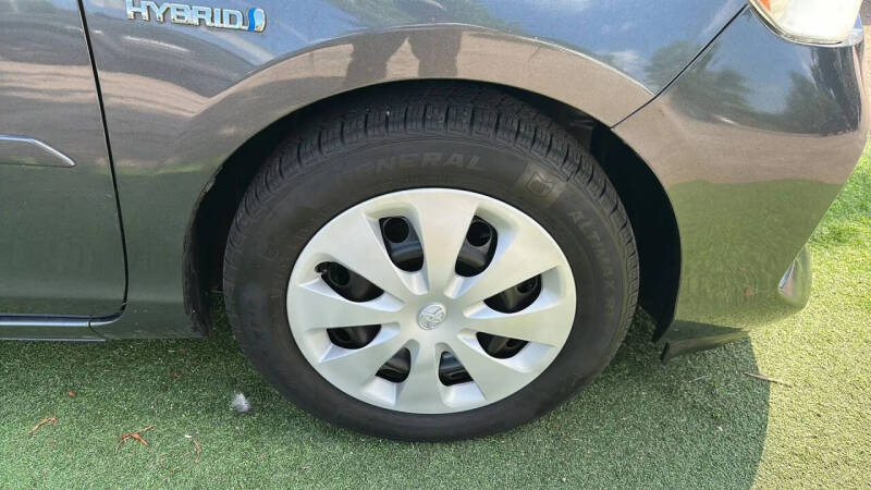 2013 Toyota Prius c