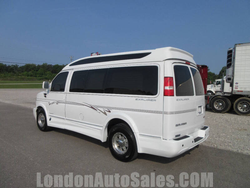 2017 GMC Savana 2500