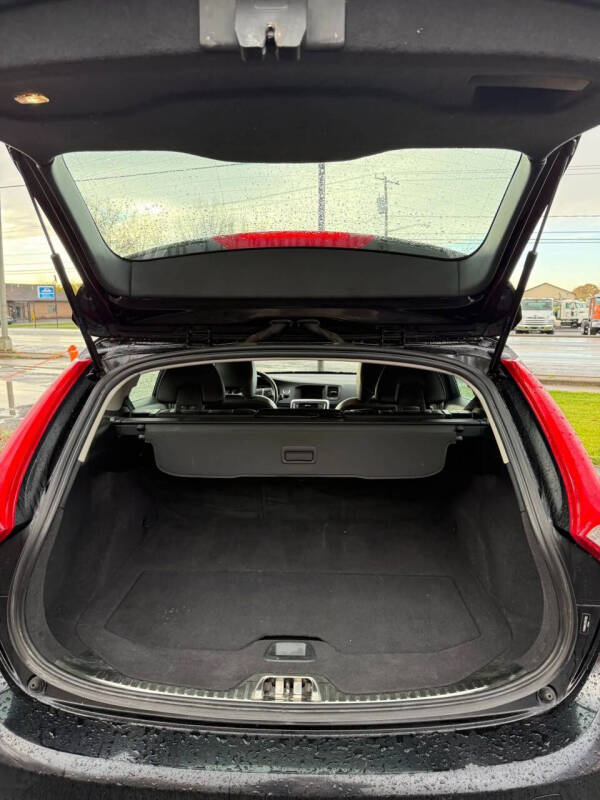 2017 Volvo V60 T5 Premier