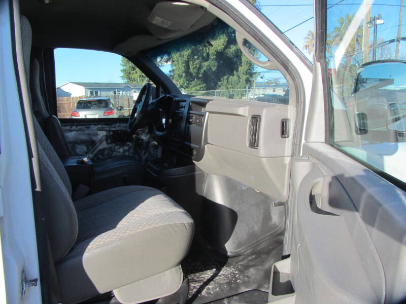 2007 GMC Savana 2500