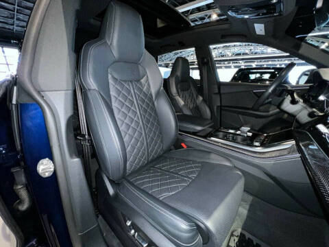 2022 Audi SQ8 4.0T quattro Prestige