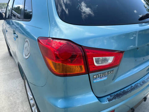 2011 Mitsubishi Outlander Sport SE