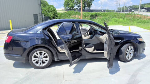 2011 Ford Taurus SEL