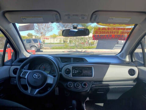 2013 Toyota Yaris 5-Door L