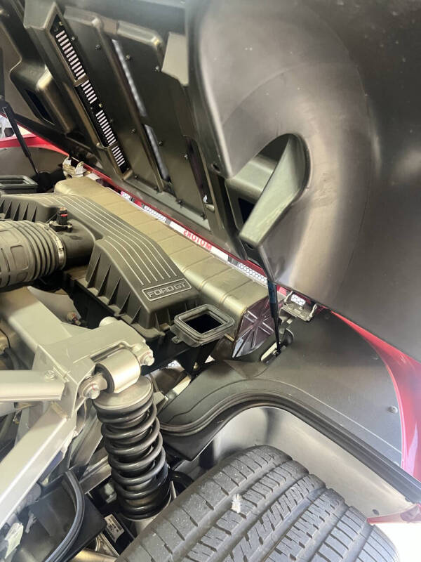 2005 Ford GT Base - Photo 55