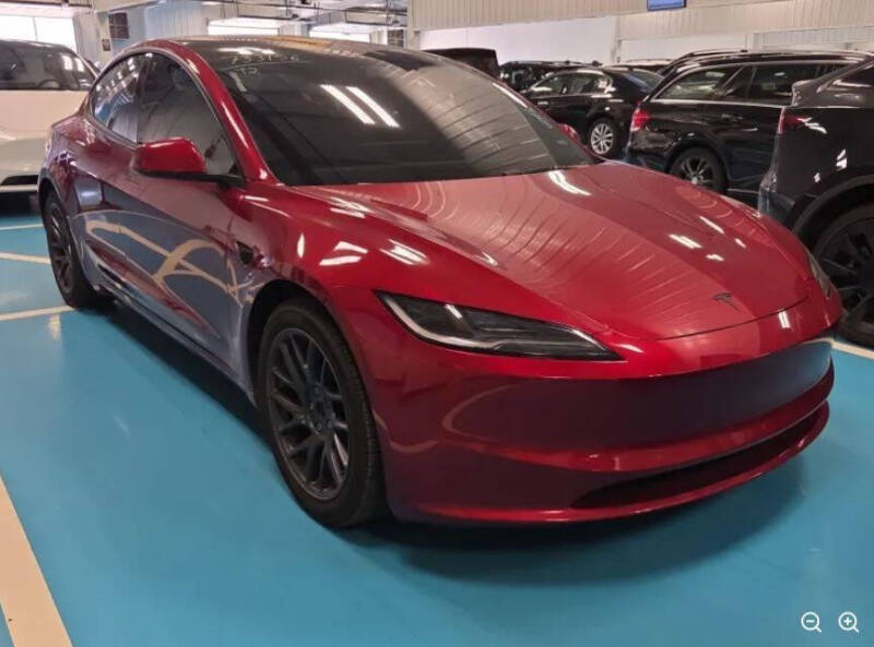 2024 Tesla Model 3 Long Range