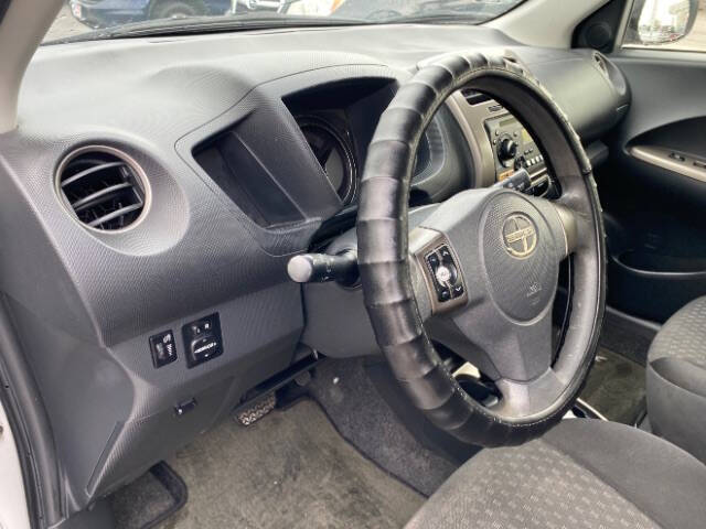 2013 Scion xD