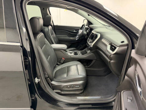 2022 GMC Acadia SLT