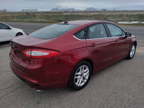 2016 Ford Fusion SE