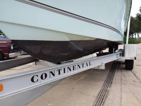 2013 Key Largo 180 Center Console