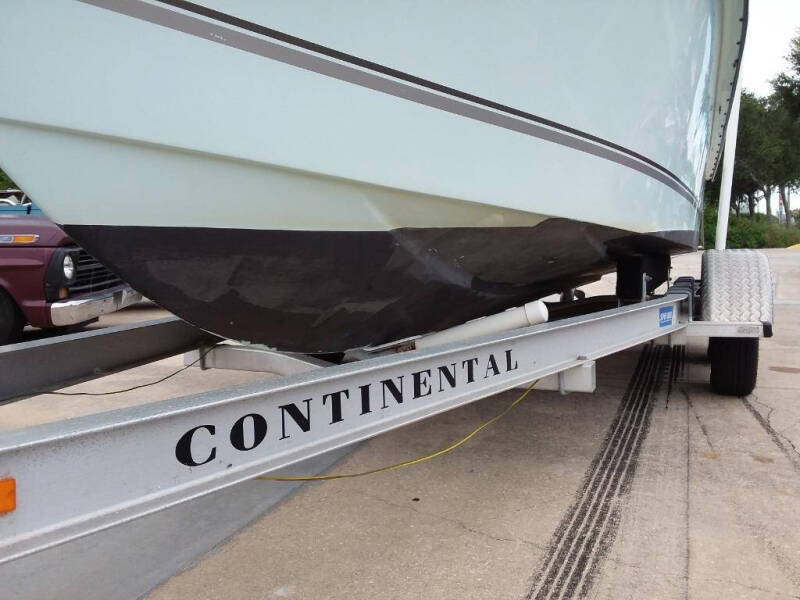 2013 Key Largo 180 Center Console