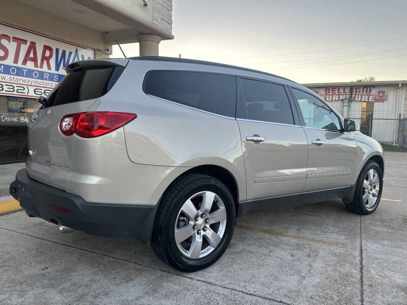 2011 Chevrolet Traverse LTZ