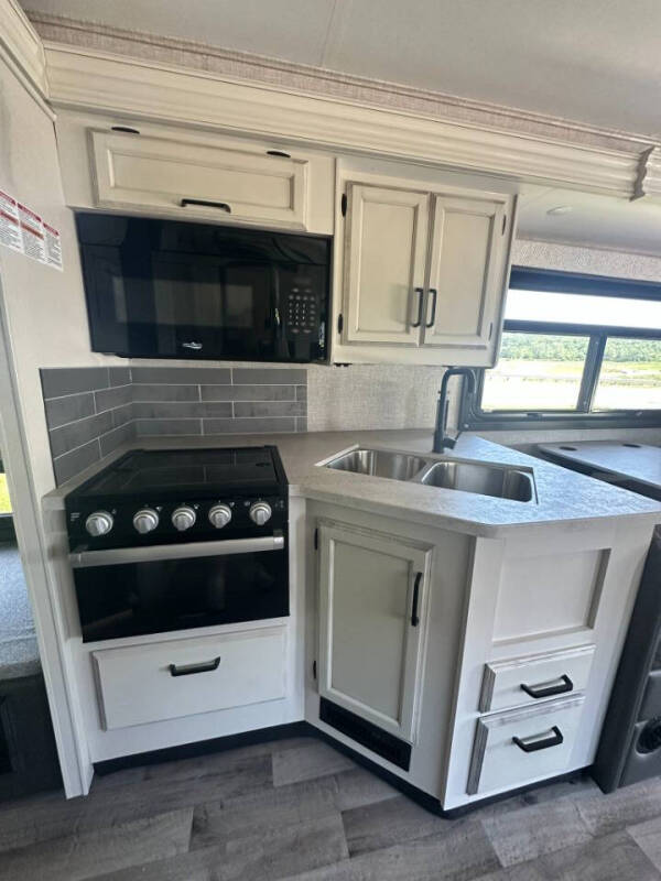 2023 Jayco Redhawk