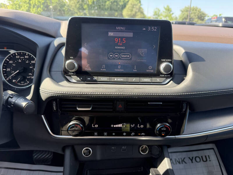 2021 Nissan Rogue SV