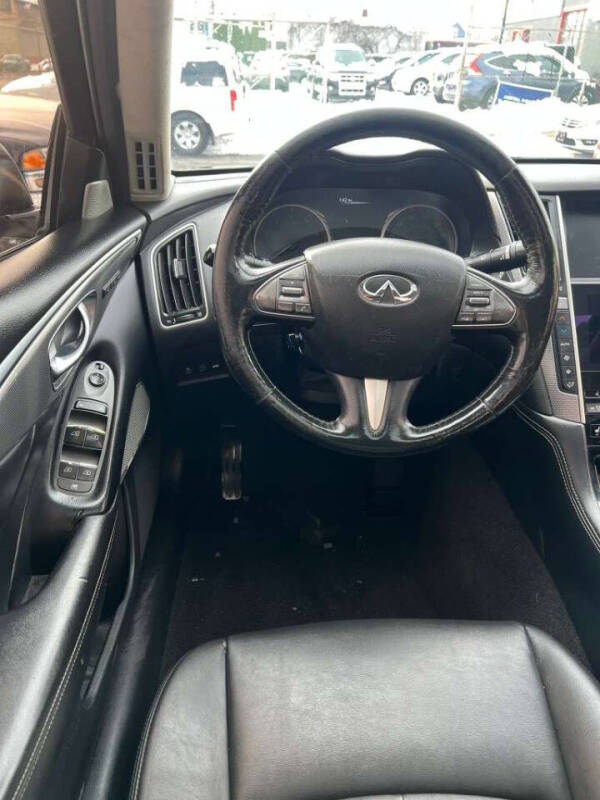 2017 Infiniti Q50 2.0T