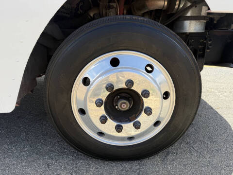 2014 Freightliner MT55 Chassis