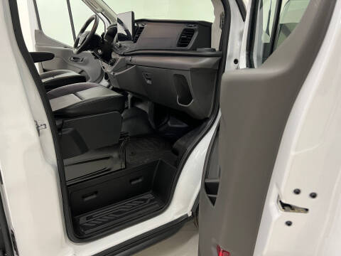 2022 Ford E-Transit 350