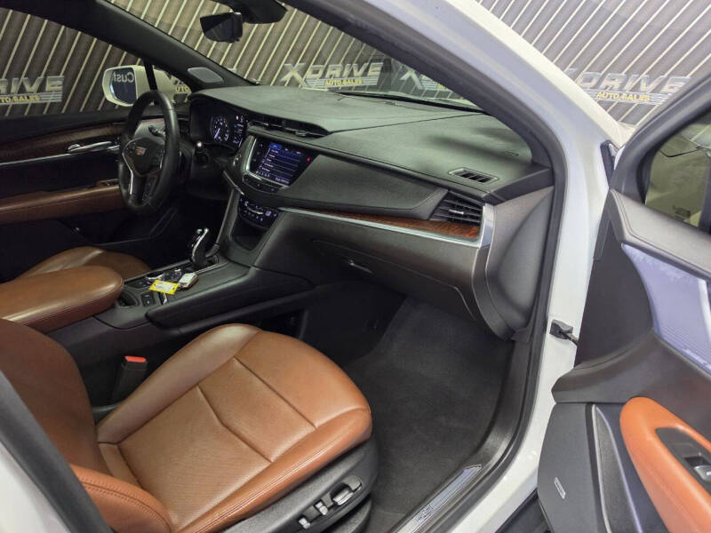 2020 Cadillac XT5 Premium Luxury