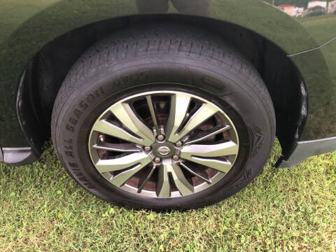 2019 Nissan Pathfinder SV