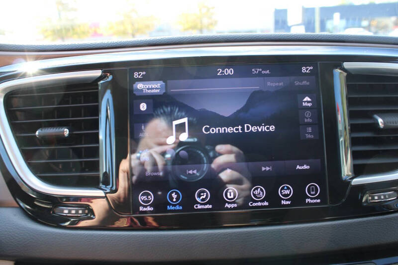 2018 Chrysler Pacifica Touring L Plus