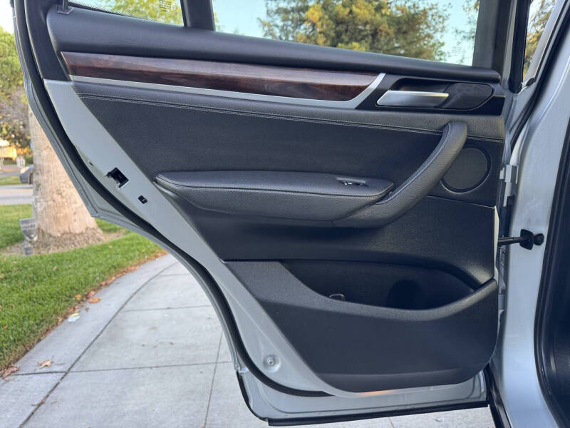 2017 BMW X3 sDrive28i