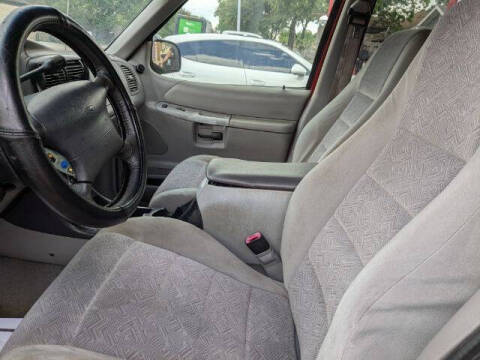 2001 Ford Explorer XLT