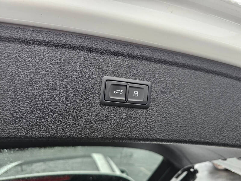 2020 Audi Q5 quattro Premium 45 TFSI