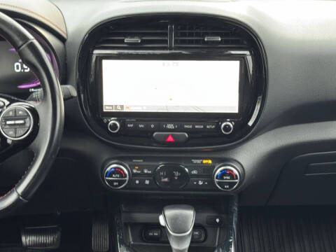 2023 Kia Soul GT-Line