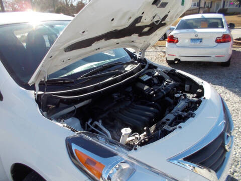 2016 Nissan Versa 1.6 S