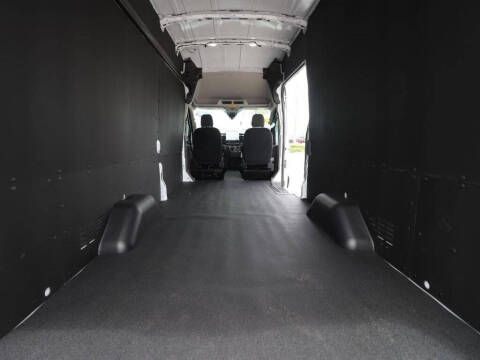 2023 Ford E-Transit 350