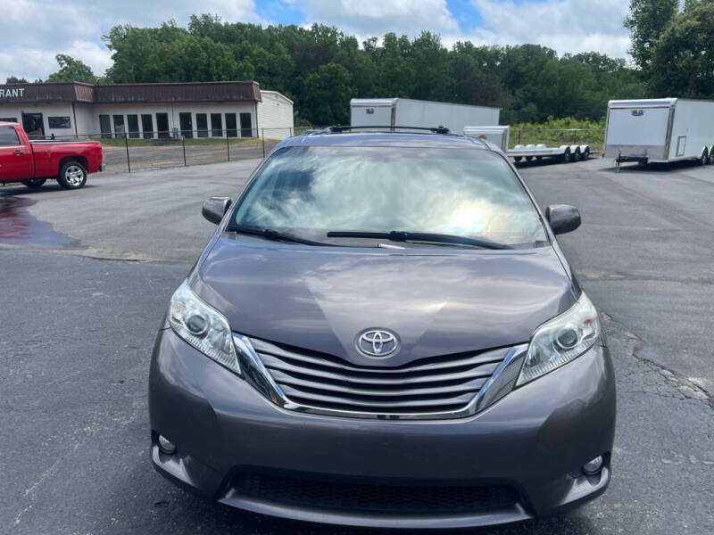 2015 Toyota Sienna