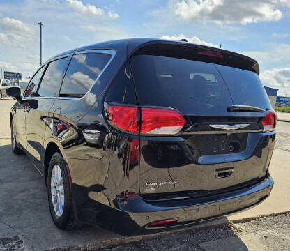 2017 Chrysler Pacifica Touring