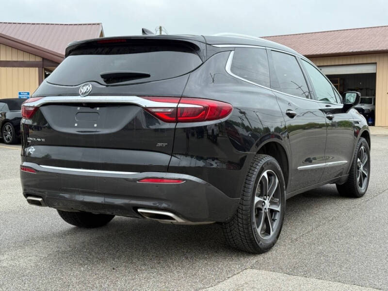 2021 Buick Enclave Essence