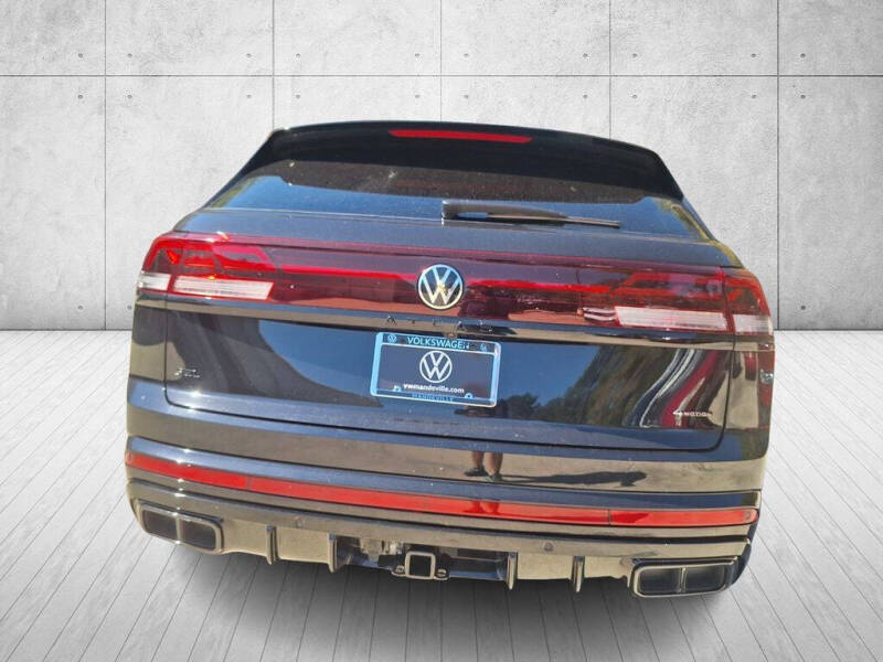 2026 Volkswagen Atlas Cross Sport SEL R-Line Black 4Motion