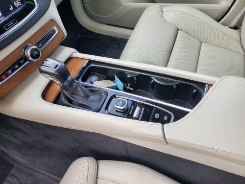 2017 Volvo XC90 T6 Inscription