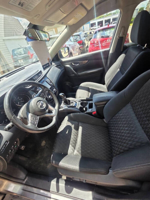 2019 Nissan Rogue SV