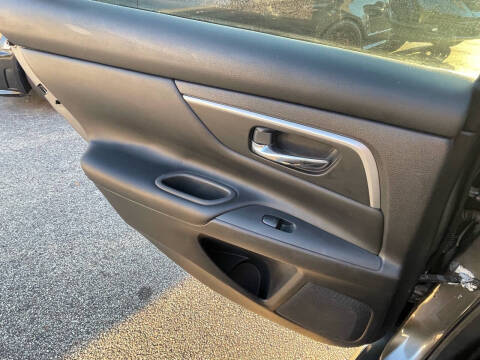 2018 Nissan Altima 2.5 SR